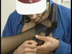 Willige Mutter in Unterwäsche macht den Maulfick
