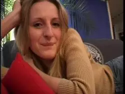 Blondine aus Germany bumst vor der Cam