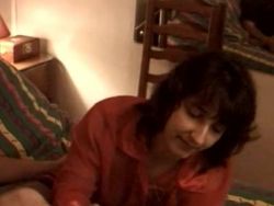 Ältere Dame mit feuchter Lustgrotte lutscht großen Schwanz